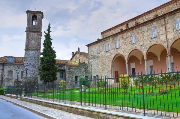 Abdij van st. colombano. Bobbio. Emilia-Romagna. Italië. — Stockfoto