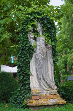 Taş Heykel. grazzano visconti. Emilia-Romagna. İtalya.