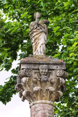 Taş Heykel. grazzano visconti. Emilia-Romagna. İtalya.