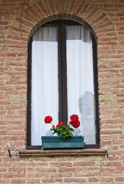 Typiskt hus. Grazzano visconti. Emilia-Romagna. Italien. — Stockfoto