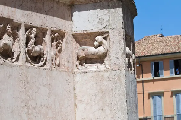 Baptisterium av parma. Emilia-Romagna. Italien. — Stockfoto