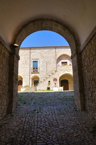 Zamek w sant'agata di Puglia. Puglia. Włochy. — Zdjęcie stockowe