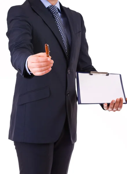 Empresario con pluma y portapapeles . — Foto de Stock