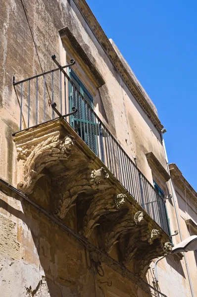 Historický palác. Lecce. Puglia. Itálie. — Stock fotografie