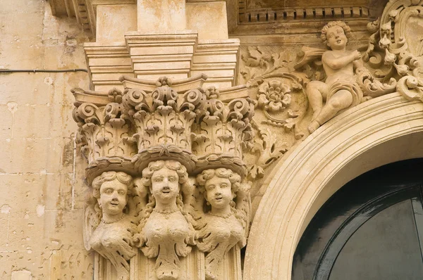 Palazzo Grassi. Lecce. Puglia. Italia . — Foto Stock