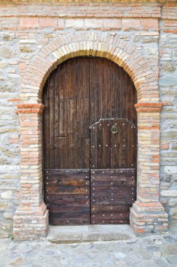 ahşap kapı. Tursi. Basilicata. İtalya.