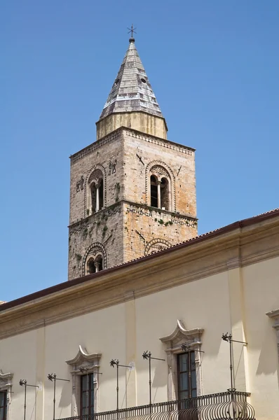 Kathedraal van st. maria assunta. Melfi. Basilicata. Italië. — Stockfoto