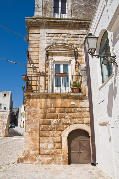 Vitale-palasset. Ceglie Messapica (engelsk). Puglia. Italia . – stockfoto