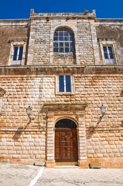 Vitale paleis. Een Ceglie Messapica. Een Puglia. Italië. — Stockfoto