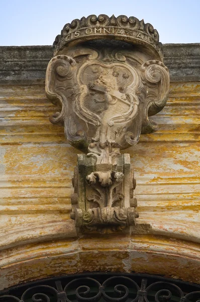 Palácio Greco. Ceglie Messapica. Puglia. Itália . — Fotografia de Stock