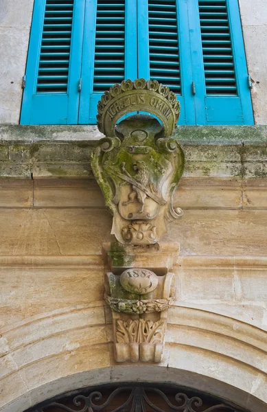 Historischer Palast. ceglie messapica. Apulien. Italien. — Stockfoto