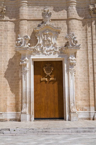 大教堂的不锈钢立式罗萨里奥。francavilla 丰塔纳。普利亚大区。意大利. — 图库照片