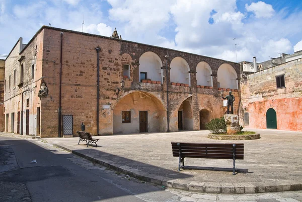 Para o beco. Tricase. Puglia. Itália . — Fotografia de Stock