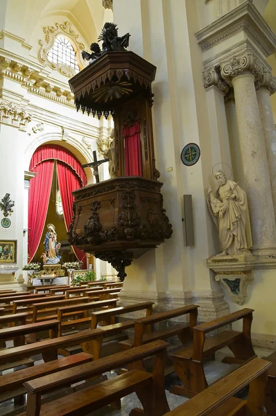 De moederkerk. Alessano. Puglia. Italië. — Stockfoto