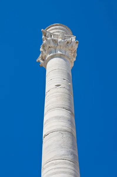 Roma sütun. Brindisi. Puglia. İtalya. — Stok fotoğraf