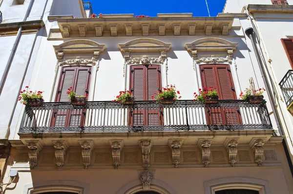 Palatul istoric. Brindisi. Puglia. Italia . — Fotografie, imagine de stoc