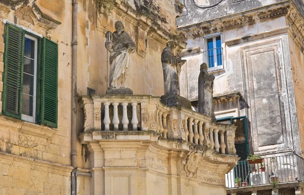 Propyléerna. Lecce. Puglia. Italien. — Stockfoto