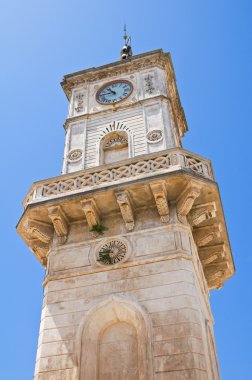 Saat Kulesi. Ceglie messapica. Puglia. İtalya.