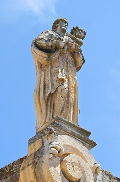 Madre iglesia. Specchia. Puglia. Italia . — Foto de Stock