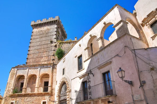 Ulička. Ceglie Messapica. Puglia. Itálie. — Stock fotografie