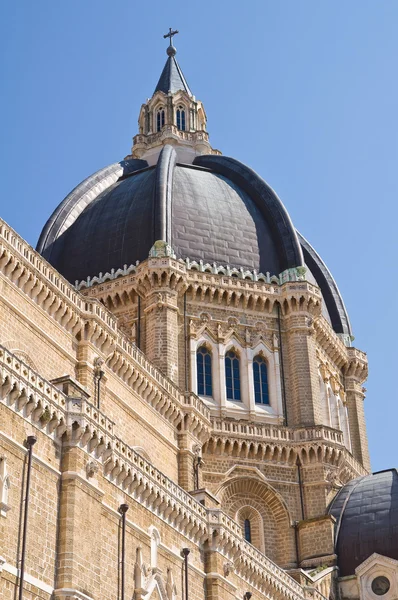 Catedral Duomo de Cerignola. Puglia. Italia . — Foto de Stock