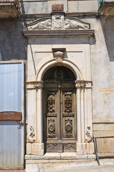 Palazzo storico. Rose Valfortore. Puglia. Italia . — Foto Stock