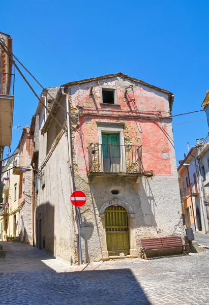 Steegje. Roseto Valfortore (FG). Puglia. Italië. — Stockfoto