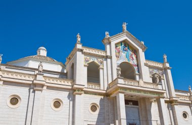 Manfredonia Katedrali. Puglia. İtalya.
