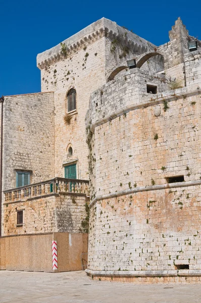 Slott av acquaviva av Aragonien. Conversano. Puglia. Italien. — Stockfoto