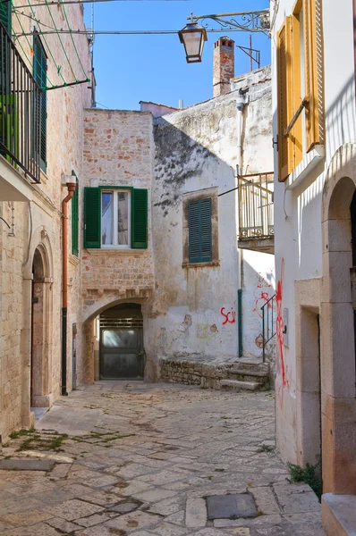 Alleyway. Conversano. Puglia. İtalya. — Stok fotoğraf