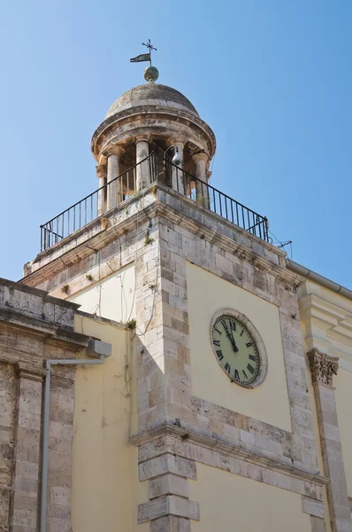 Gebouw van het stadhuis. Conversano. Puglia. Italië. — Stockfoto