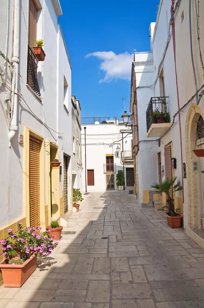 Para o beco. Mesagne. Puglia. Itália . — Fotografia de Stock