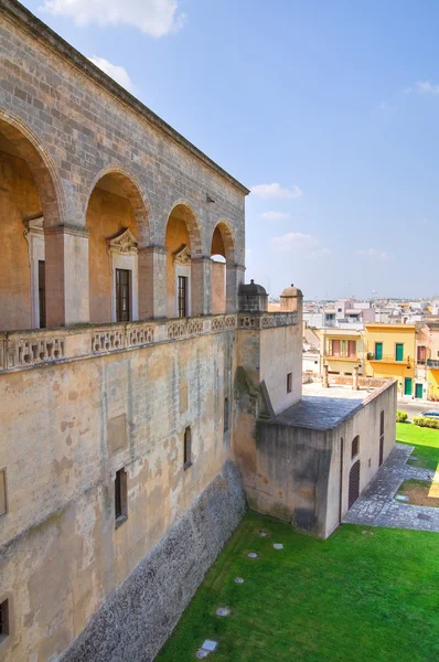 Norman-Zwabisch kasteel. Mesagne. Puglia. Italië. — Stockfoto