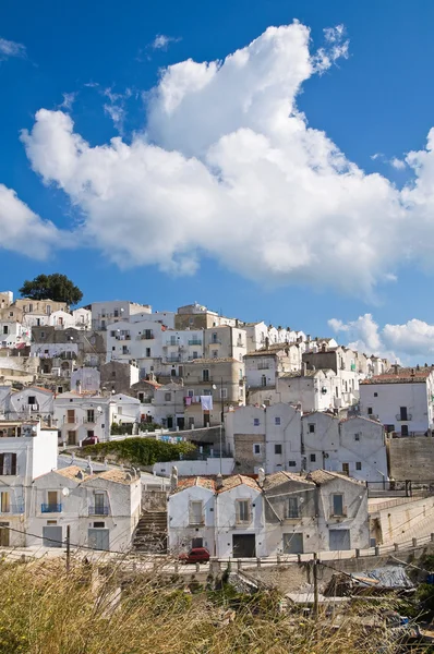 Panoramisch zicht van monte sant'angelo. Puglia. Italië. — Stockfoto