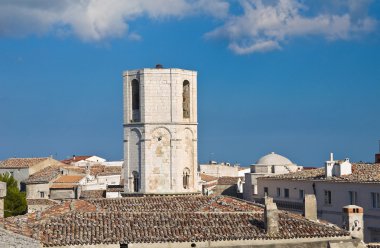 monte sant'angelo panoramik manzaralı. Puglia. İtalya.