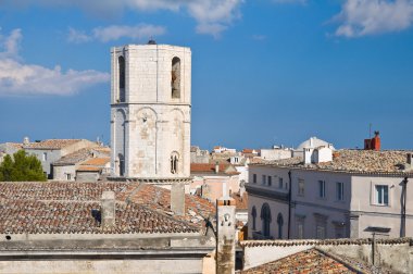 monte sant'angelo panoramik manzaralı. Puglia. İtalya.