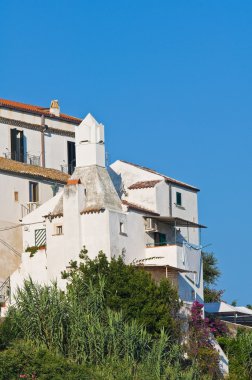 rodi garganico panoramik manzaralı. Puglia. İtalya.