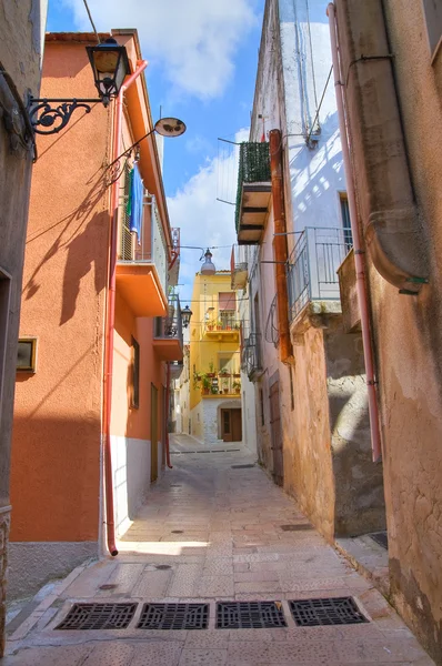 Gasse. Ischitella. Apulien. Italien. — Stockfoto