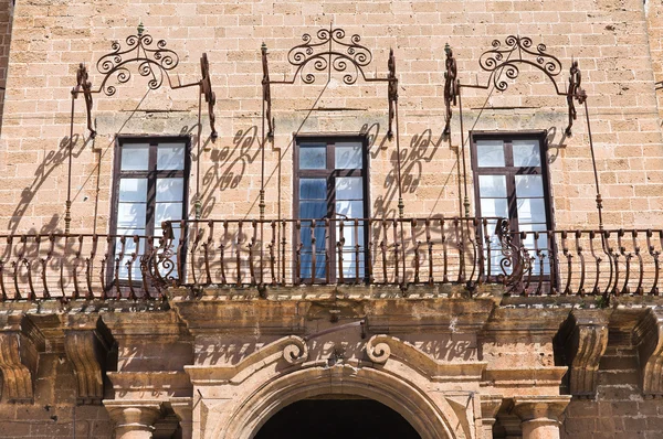 Imperiali-filotico paleis. Manduria. Puglia. Italië. — Stockfoto