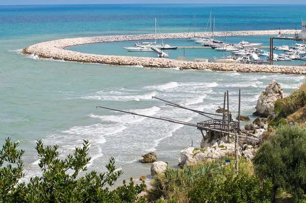 Panoramautsikt över rodi garganico. Puglia. Italien. — Stockfoto