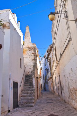 Ara sokakta. Noci. Puglia. İtalya.