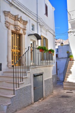 Ara sokakta. Noci. Puglia. İtalya.