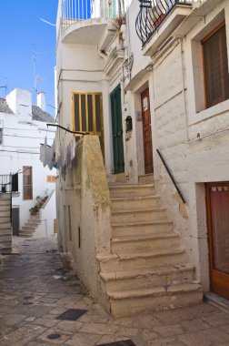 Ara sokakta. Noci. Puglia. İtalya.