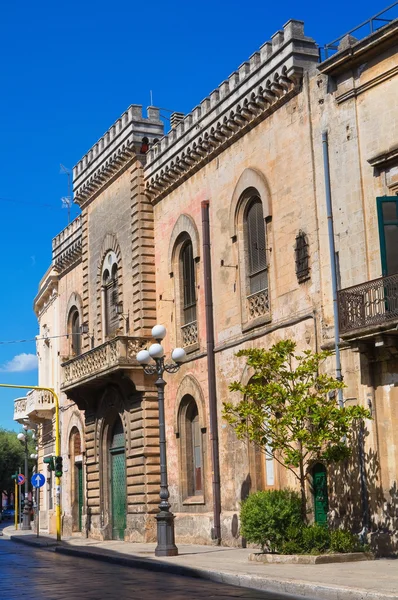 Historische paleis. Manduria. Puglia. Italië. — Stockfoto