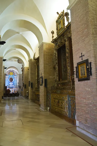 Moederkerk van pisticci. Basilicata. Italië. — Stockfoto