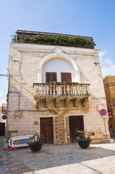 Palácio histórico. Mesagne. Puglia. Itália . — Fotografia de Stock