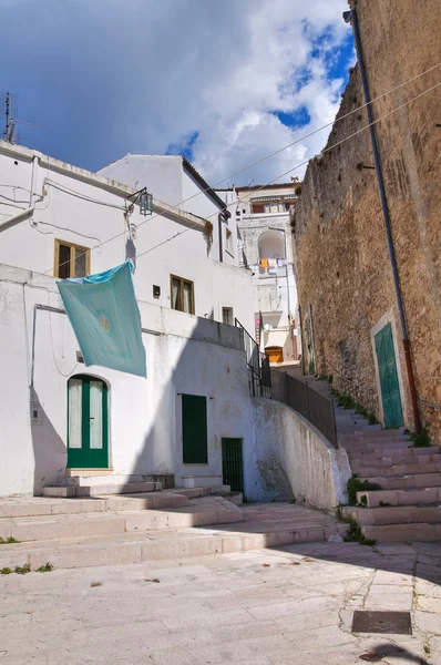 Callejuela. Monte Sant 'Angelo. Puglia. Italia . — Foto de Stock