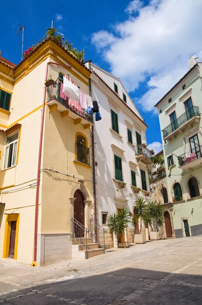 Steegje. Rodi garganico. Puglia. Italië. — Stockfoto