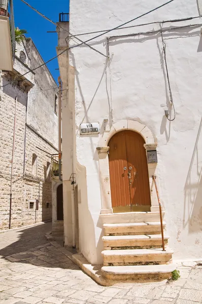 Para o beco. Putignano. Puglia. Itália . — Fotografia de Stock