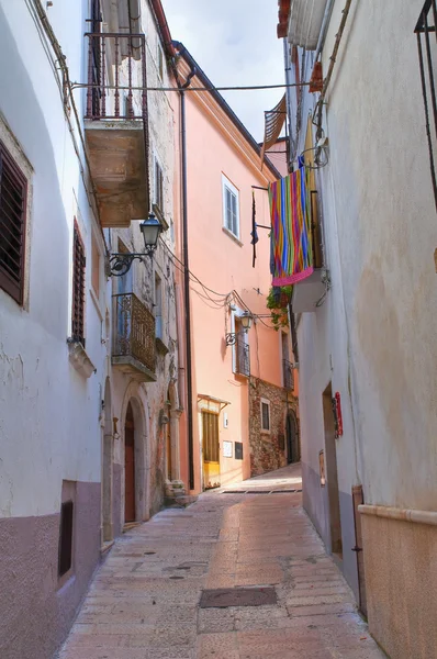 Steegje. Ischitella. Puglia. Italië. — Stockfoto